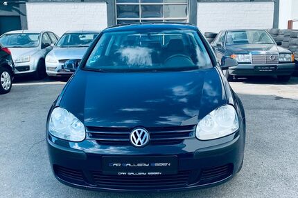 VW Golf 241.400 km 1.400 &euro; Essen 45127