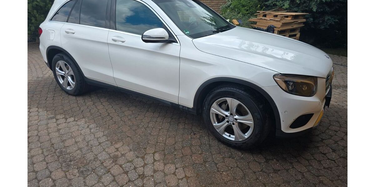 Mercedes-Benz GLC 250 53.090 km 25.900 &euro; Rostock 18106