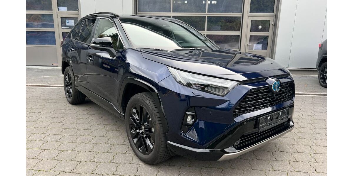 Toyota RAV 4 10.800 km 39.390 € Kiel 24109