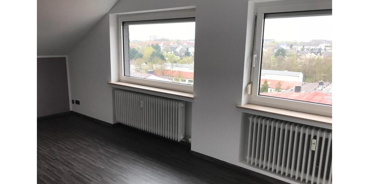 Dachgeschoßwohnung Menden (Sauerland) Bösperde - 2.5 Zimmer, 81 m&sup2;, 800&euro; | Angebot:26411572