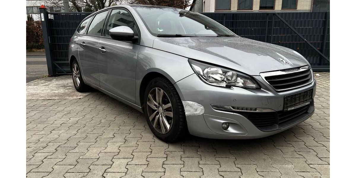 Peugeot 308 235.035 km 2.900 &euro; Frankfurt am Main / Bergen-Enkheim 60388