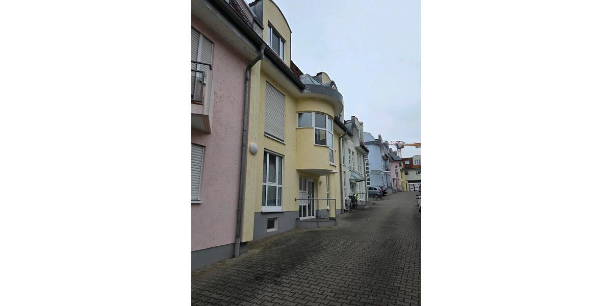 Etagenwohnung Ingelheim am Rhein - 3 Zimmer, 90 m&sup2;, 850&euro; | Angebot:25521223