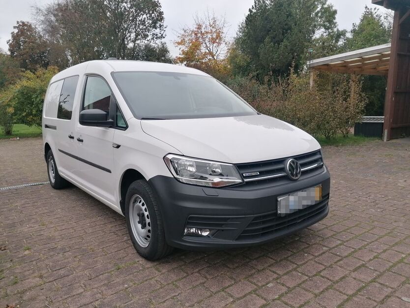 VW Caddy Maxi 81.365 km 16.900 € Friedrichsholm 24799