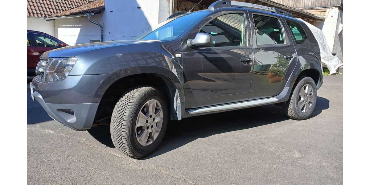 Dacia Duster 108.000 km 7.600 &euro; Schwalmstadt 34613