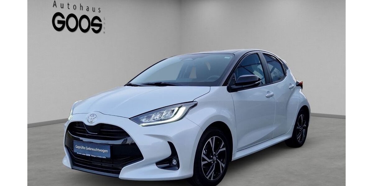 Toyota Yaris 1.440 km 23.990 &euro; Nürtingen 72622