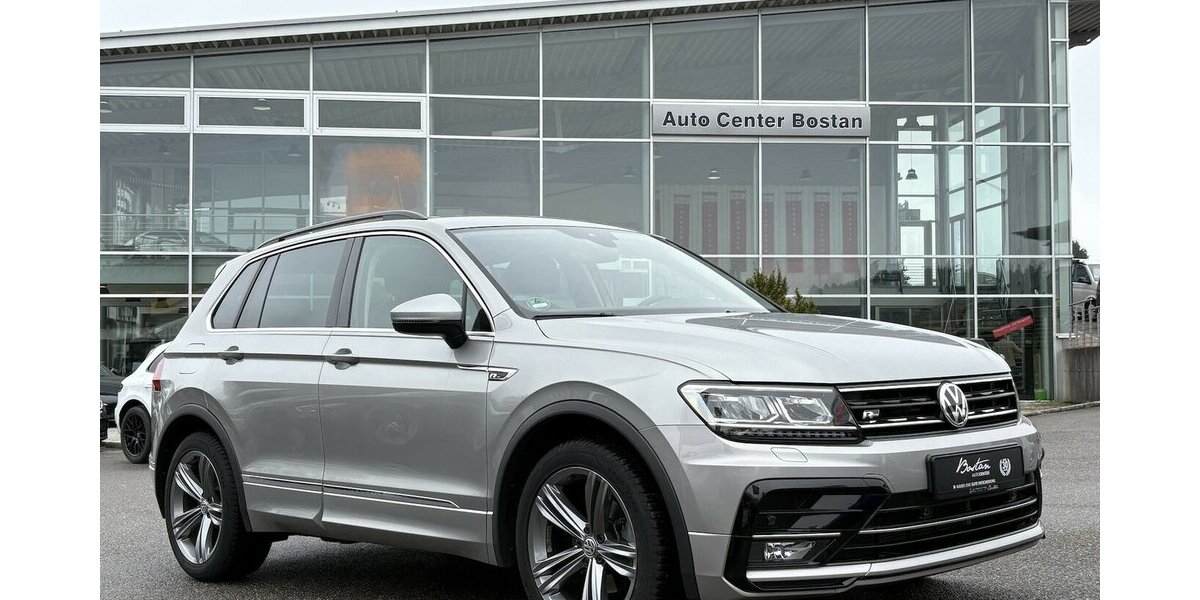 VW Tiguan 1.5 TSI RLine ACC/NAVI/AHK/SHZ/LED/1.HAND 73.187 km 25.800 &euro; Villingen-Schwenningen 78054