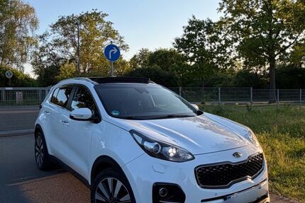 Kia Sportage 180.000 km 14.000 &euro; OFFENBACH AM MAIN 63071