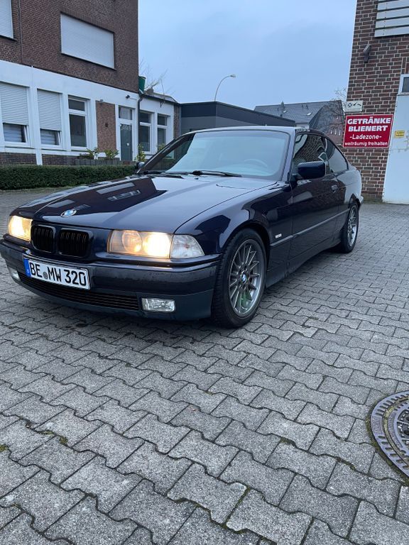BMW 320 188.000 km 5.500 € Beelen 48361