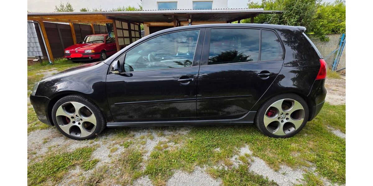 VW Golf 220.022 km 3.999 &euro; Halberstadt 38820