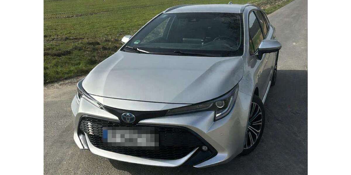 Toyota Corolla 74.900 km 22.399 &euro; Salzhemmendorf, Flecken 31020