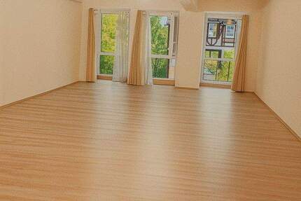 Charmante 1 Zimmer Wohnung direkt in Friedberg mit Aufzug, Küche, Fußbodenheizung 1 zimmer