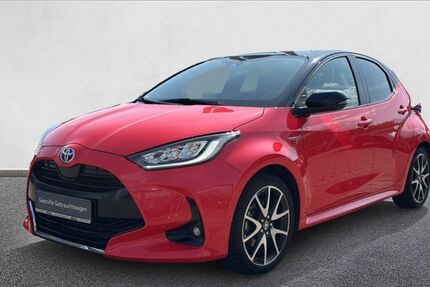 Toyota Yaris 54.000 km 19.490 &euro; Porta Westfalica 32457