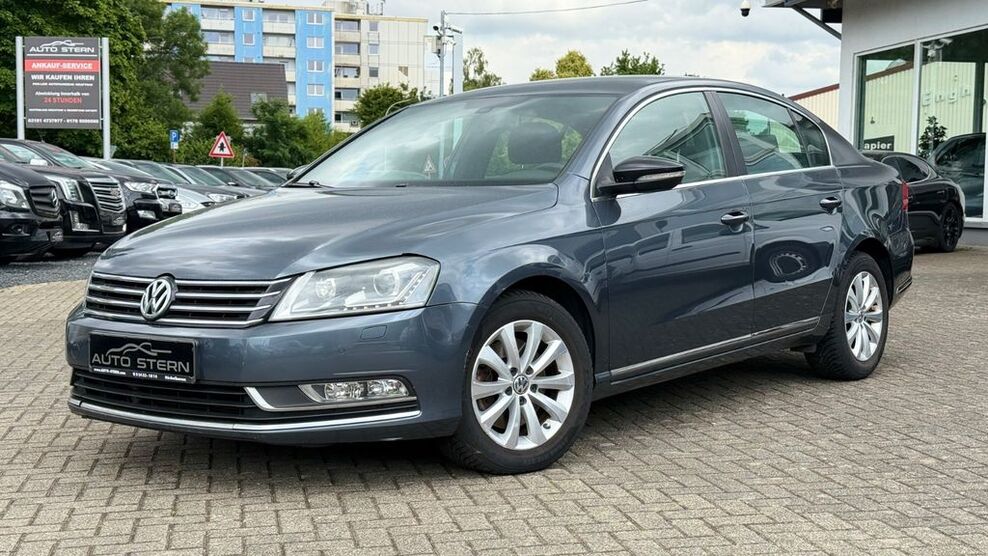 VW Passat 281.000 km 7.800 € Grevenbroich 41516