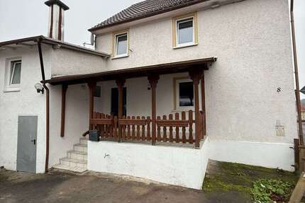 Haus Grünberg - 5 Zimmer, 136 m&sup2;, 220.000&euro; | Angebot:23760179