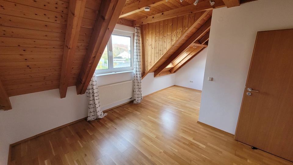 Doppelhaushälfte zu vermieten – ideal für kleine Familie 4 zimmer