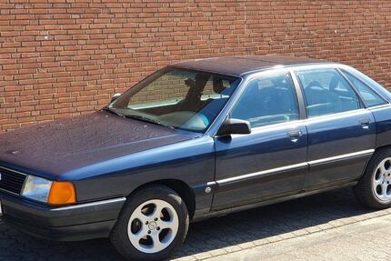 Audi 100 163.000 km 6.400 &euro; Essen 45219