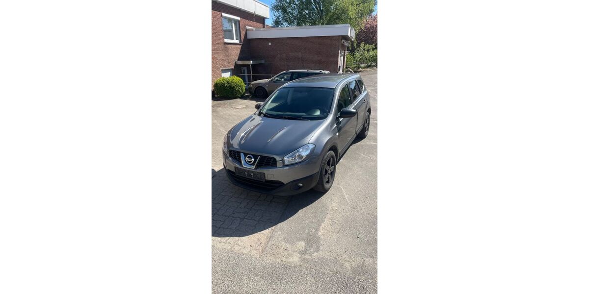 Nissan Qashqai+2 250.214 km 4.400 &euro; Grömitz 23743