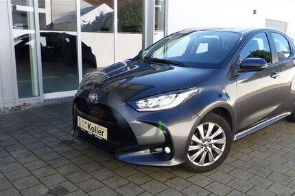 Toyota Yaris 33.510 km 16.900 € Bad Gögging 93333