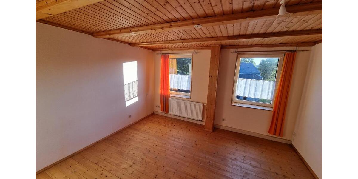 Haus Zweifamilienhaus in Traumlage von Thum Stadtnähe 9 zimmer