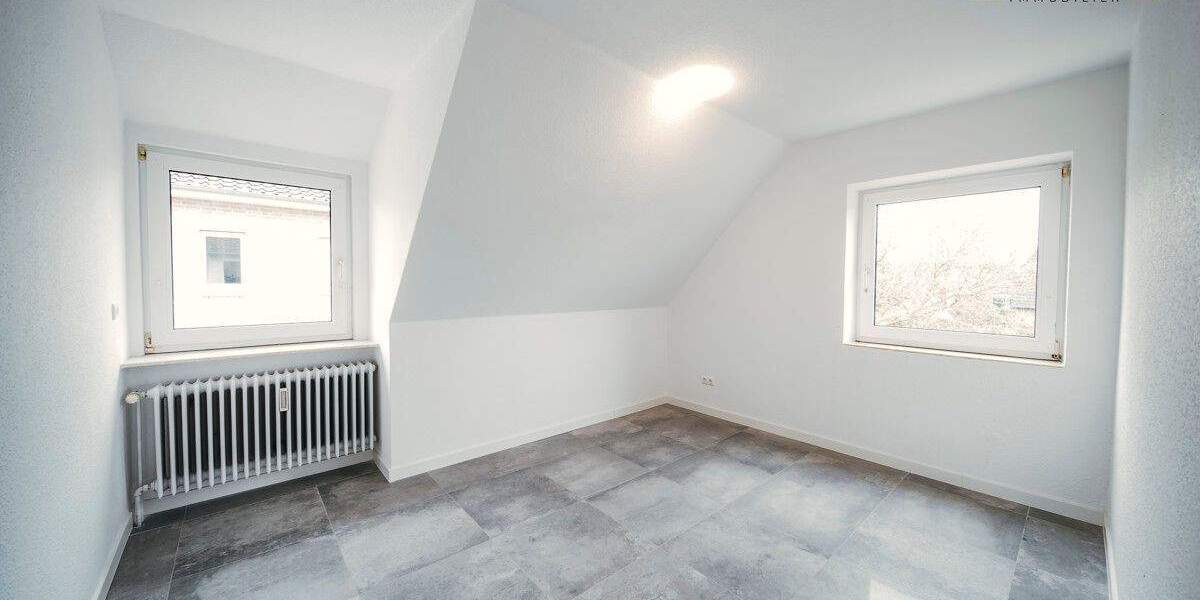 Einfamilienhaus Wiefelstede - 6 Zimmer, 130 m&sup2;, 299.000&euro; | Angebot:25736405