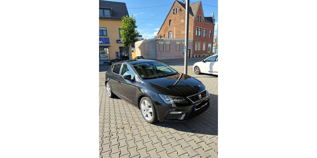 Seat Leon 89.649 km 16.990 &euro; Altenkirchen 57610
