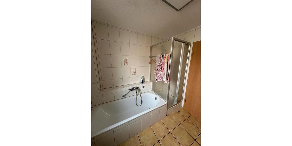 Erdgeschoßwohnung Balingen - 3 Zimmer, 66 m&sup2;, 240.000&euro; | Angebot:24372556