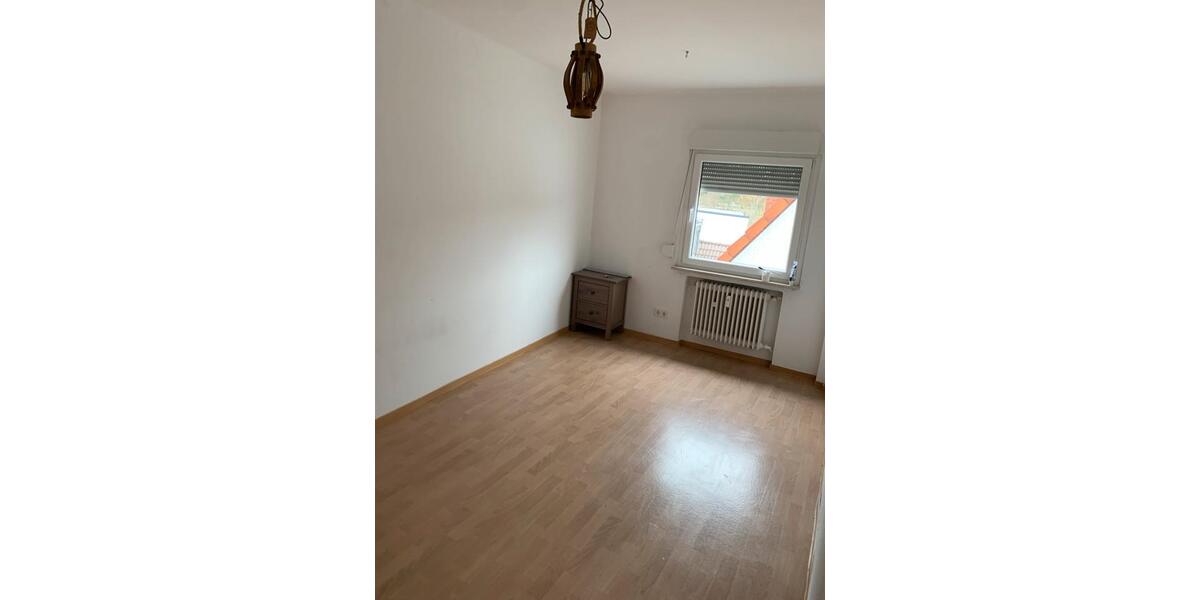 Etagenwohnung Rodalben - 3 Zimmer, 66 m&sup2;, 400&euro; | Angebot:25223969