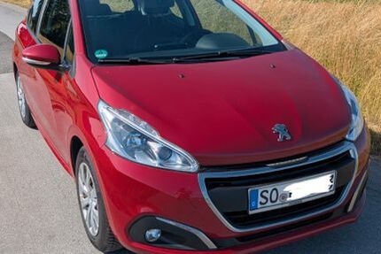 Peugeot 208 39.800 km 5.490 &euro; Anröchte 59609