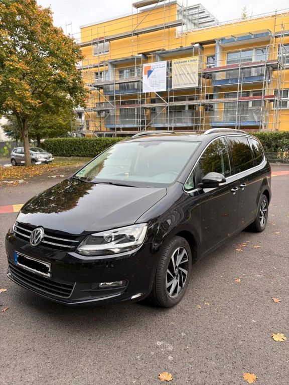 VW Sharan 157.000 km 19.700 € Wiesbaden 65199