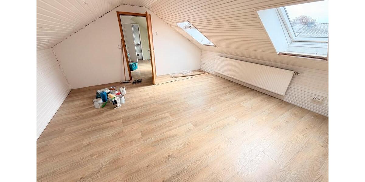Dachgeschoßwohnung Niebüll - 3 Zimmer, 45 m&sup2;, 600&euro; | Angebot:26414301