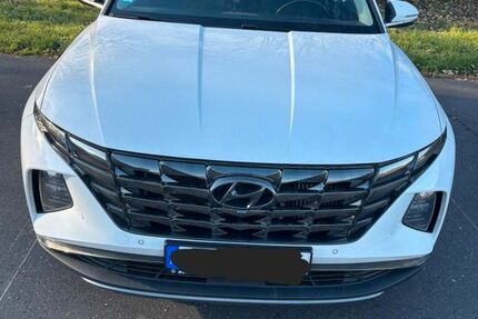 Hyundai TUCSON 56.000 km 24.250 € Neuwied 56567