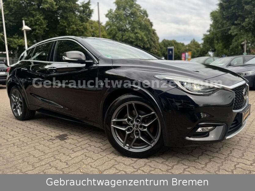 Q30