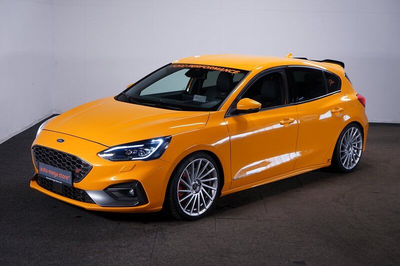 Ford Focus 49.500 km 25.990 € Ergolding 84030