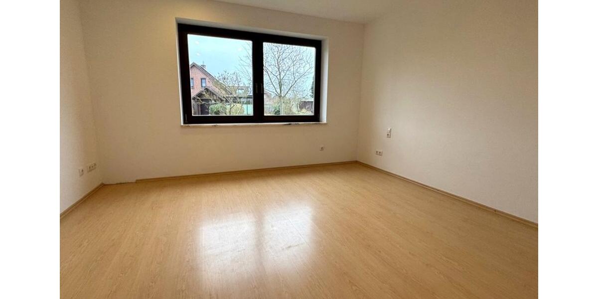 Erdgeschoßwohnung Uetze - 4 Zimmer, 118 m&sup2;, 1.300&euro; | Angebot:25191790