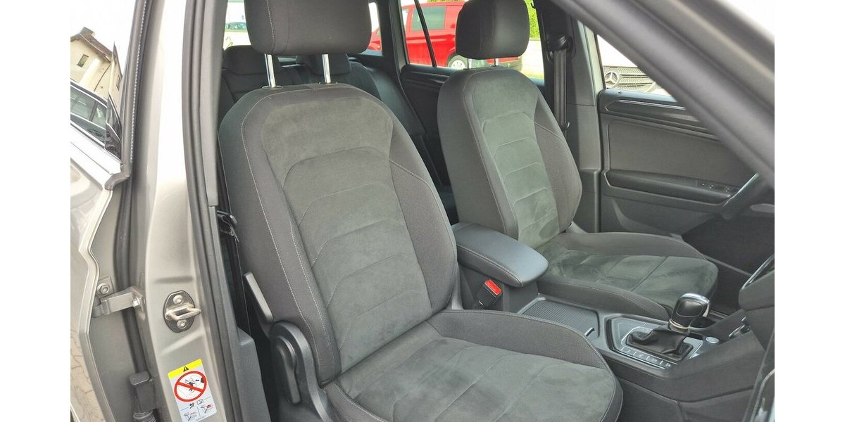 VW Tiguan Highline R-Line DSG, Navigation, LED-Schein 61.222 km 22.790 &euro; Rodgau 63110