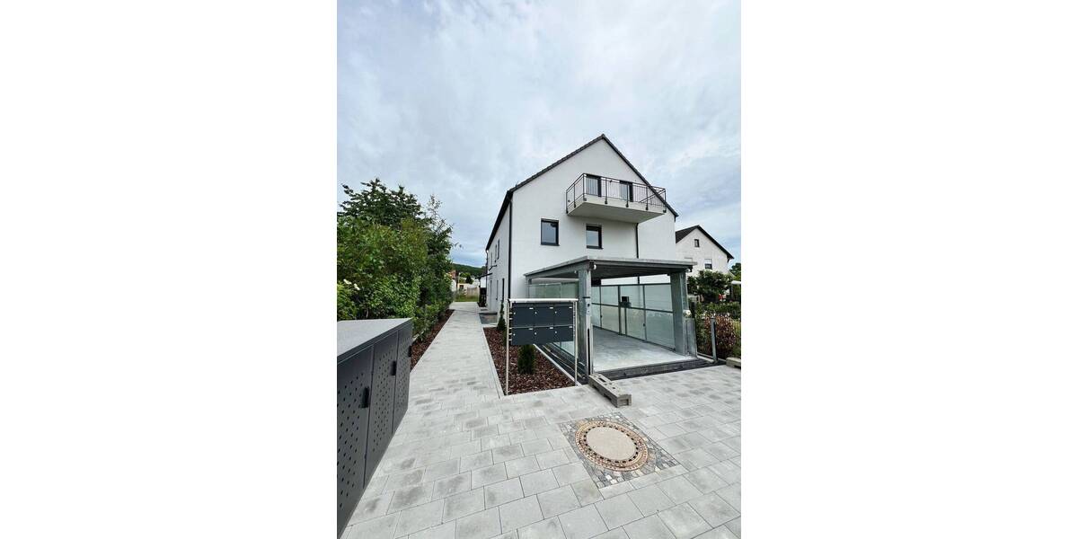 2-Zimmer-Wohnung im DG mit Balkon - KfW-Förderung i. H. v. € 26.500,-- 2 zimmer