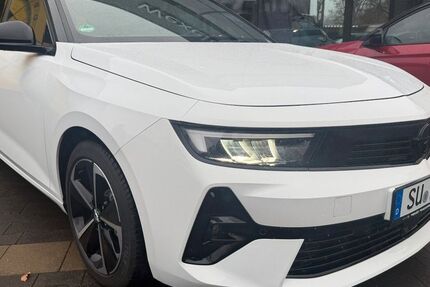 Opel Astra 1.500 km 24.880 &euro; Bornheim 53332