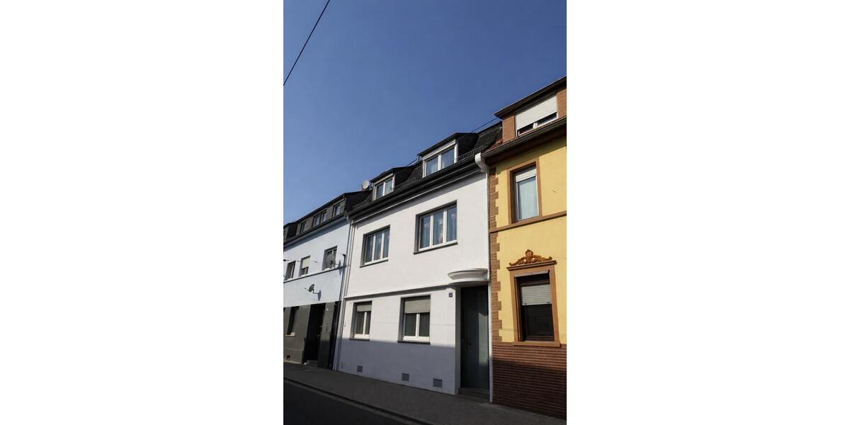 Erdgeschoßwohnung Ludwigshafen am Rhein Ludwigshafen-Hemshof - 2 Zimmer, 60 m&sup2;, 160.000&euro; | Angebot:25723743