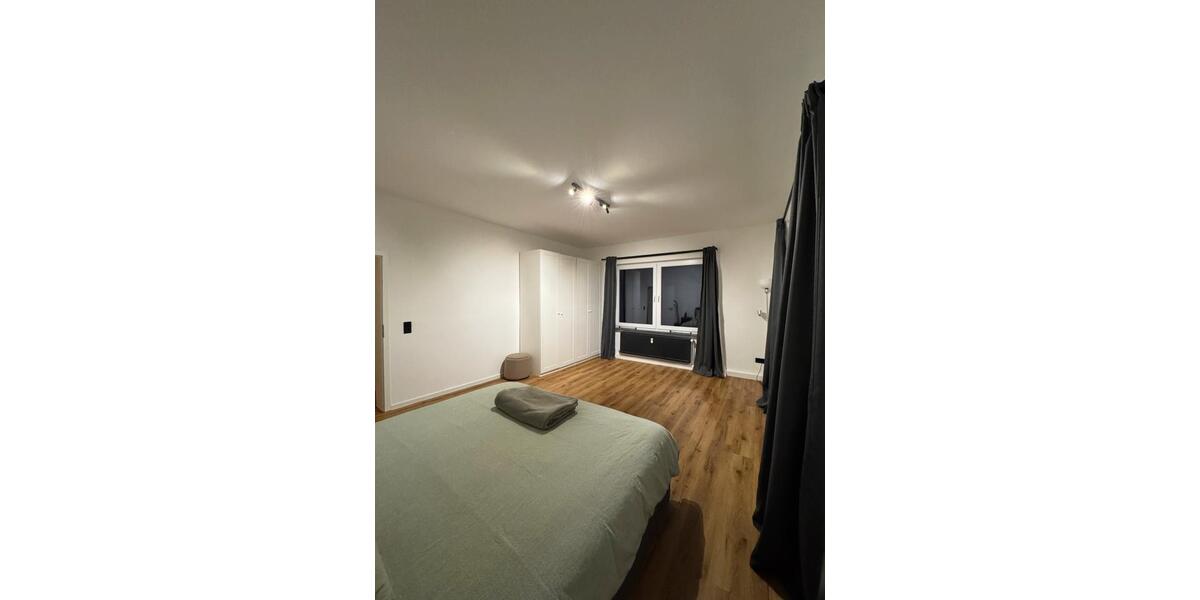 Etagenwohnung Emden - 2 Zimmer, 72 m&sup2;, 940&euro; | Angebot:26414954
