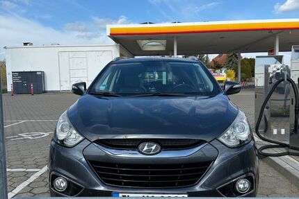 Hyundai ix35 182.000 km 7.000 &euro; Burg 39288