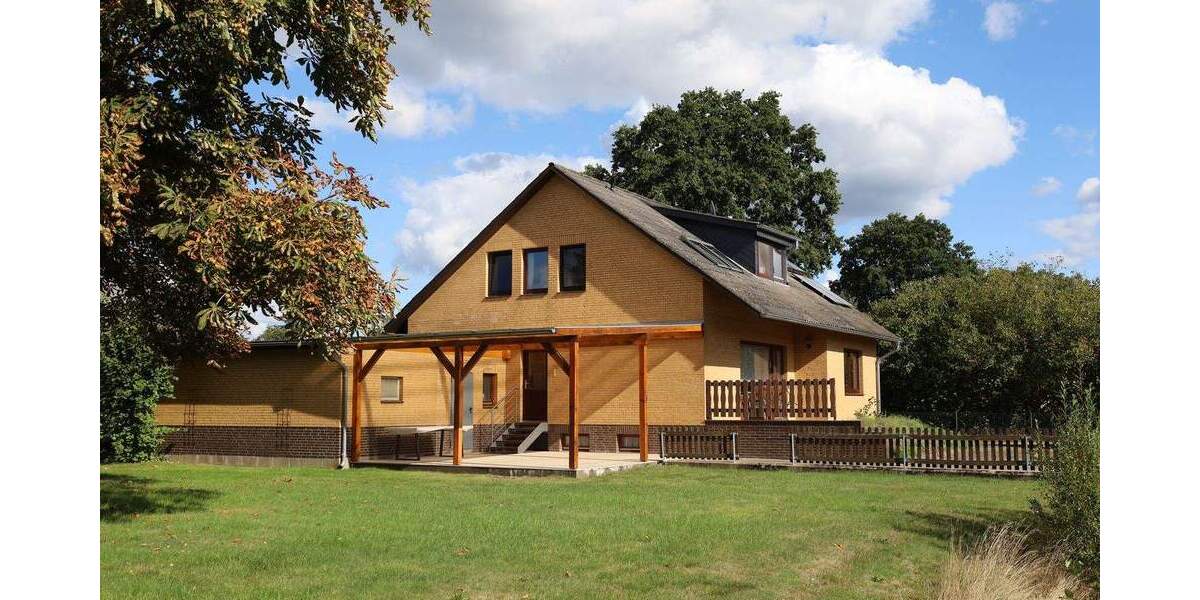 gepflegtes Einfamilienhaus mit Einliegerwohnung und Bauplatz in Gusborn 6 zimmer