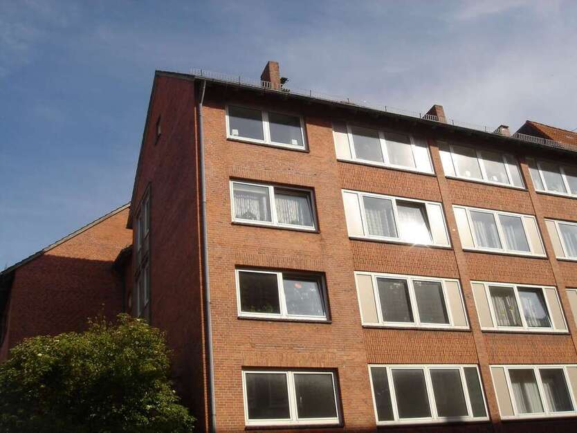 Wohnung zum Kaufen in Kiel 99.700 € 47.85 m²