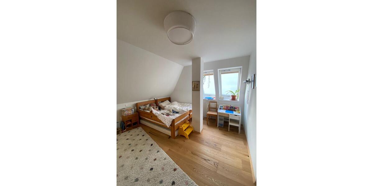 Dachgeschoßwohnung Dresden Neustadt - 5 Zimmer, 180 m&sup2;, 900.000&euro; | Angebot:25611802