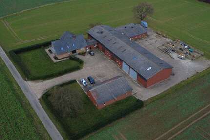 Haus zum Kaufen in Lübbecke-Nettelstedt 410.000 € 266 m² 8 zimmer