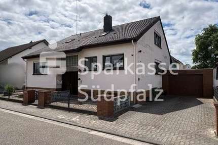 Haus Neupotz - 7 Zimmer, 167 m&sup2;, 299.000&euro; | Angebot:26882721
