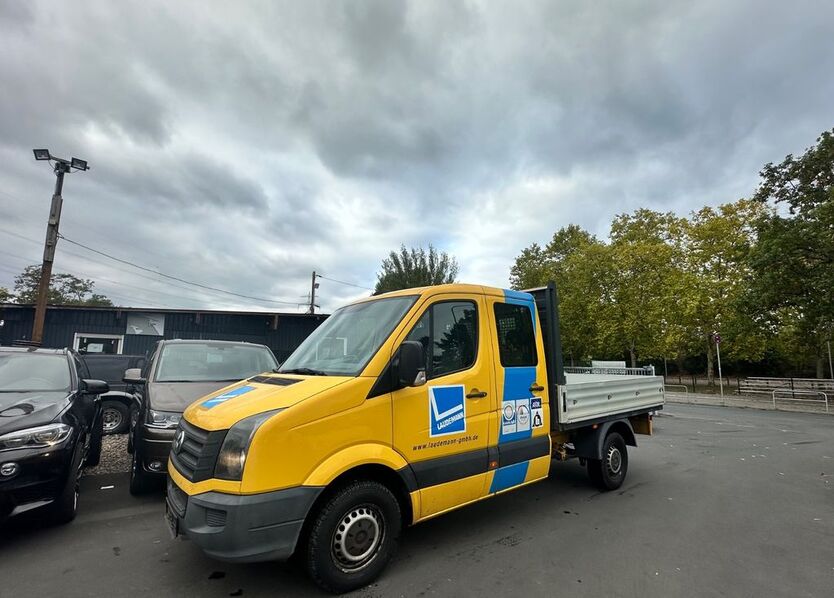 VW Crafter 240.000 km 11.999 € Frankfurt am Main 60486