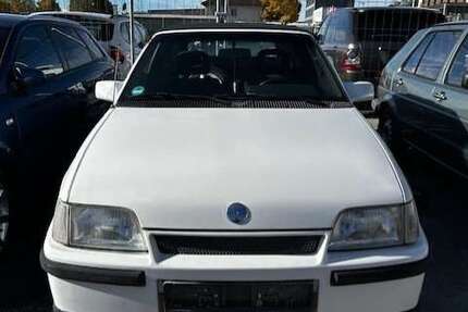 Opel Kadett 136.244 km 2.300 &euro; Rosenheim 83026