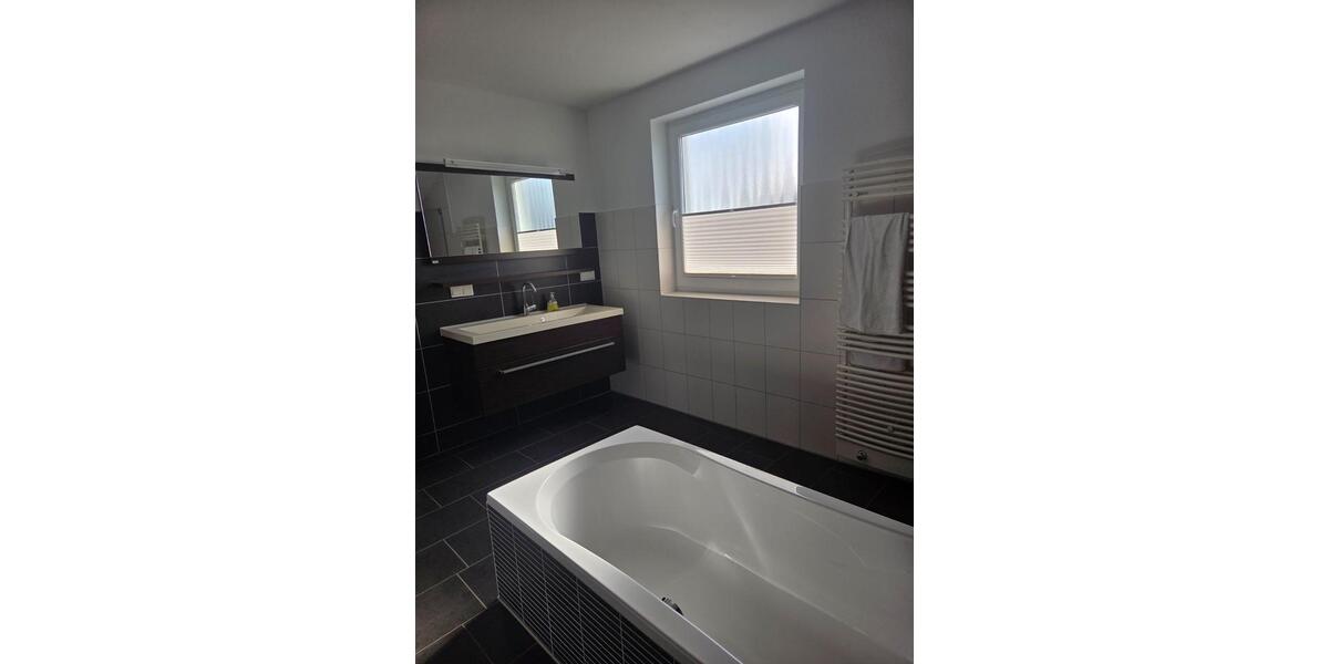 Einfamilienhaus Wolfsburg Ehmen - 5 Zimmer, 165 m&sup2;, 1.900&euro; | Angebot:26329974