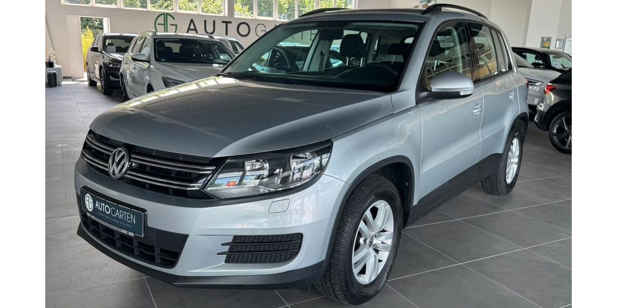 VW Tiguan 82.285 km 11.950 &euro; Paderborn 33106