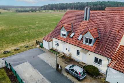 Haus zum Kaufen in Vilseck 299.000 € 125 m² 4 zimmer